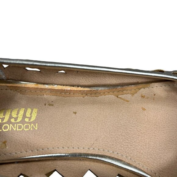 Twiggy London Gold Holiday Party Metallic Perforated Ballet Flats Size 8.5 - Picture 10 of 10